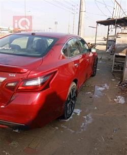 نيسان ألتيما